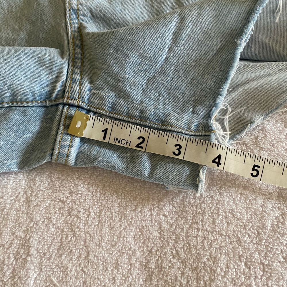 Universal Thread size 4 high rise shorts - Picture 10 of 13